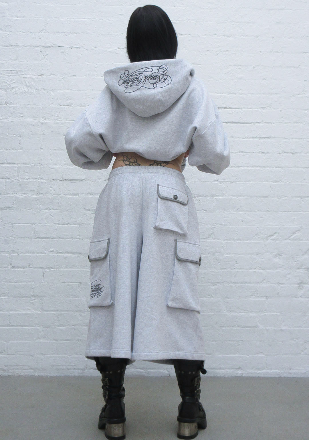 COMMAND OVERSIZED CARGO SWEATSHORTS GREY MARL
