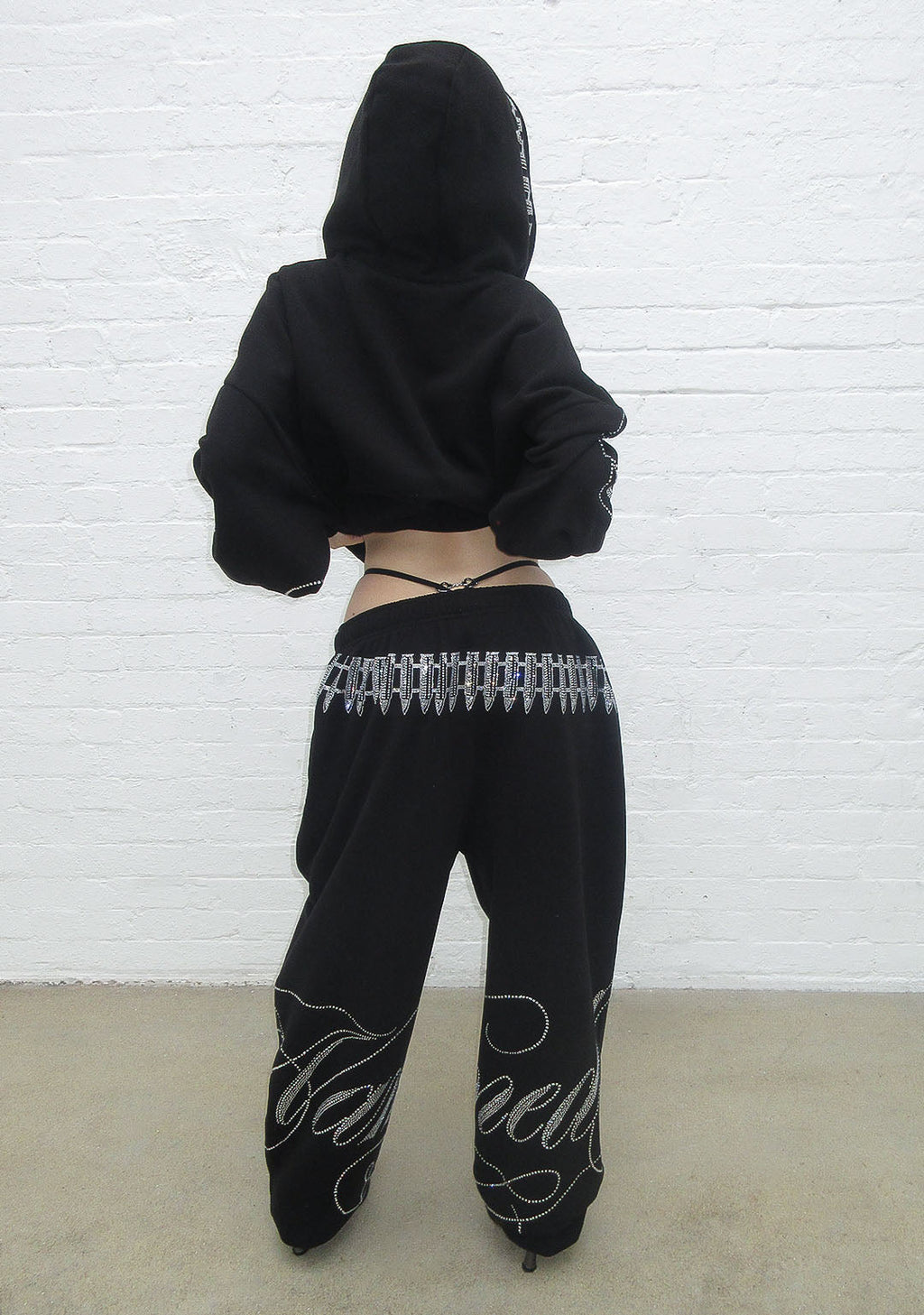 ENEMY RHINESTONE CROP ZIP HOODIE BLACK