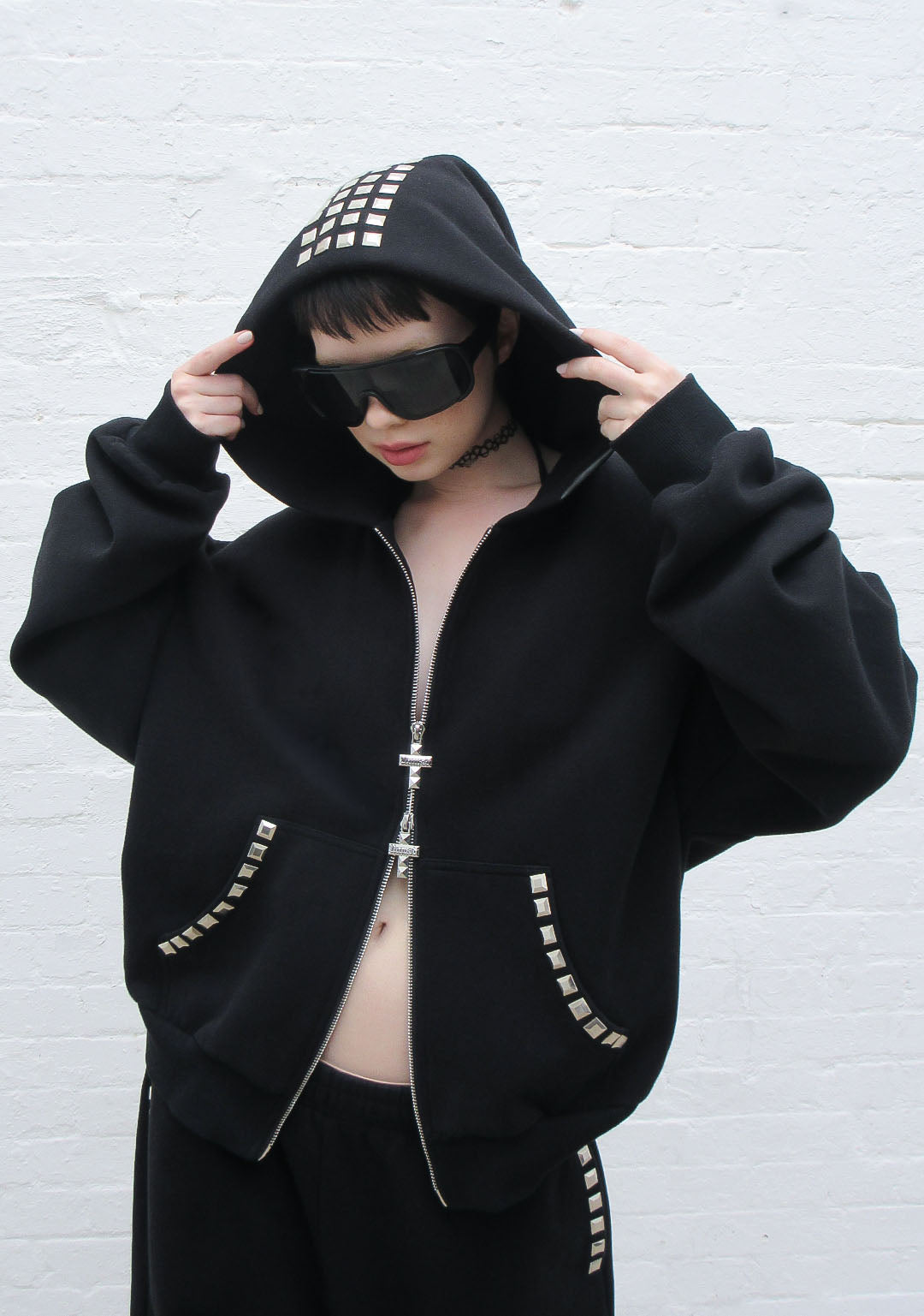 FAITHFUL STUDDED ZIP HOODIE BLACK