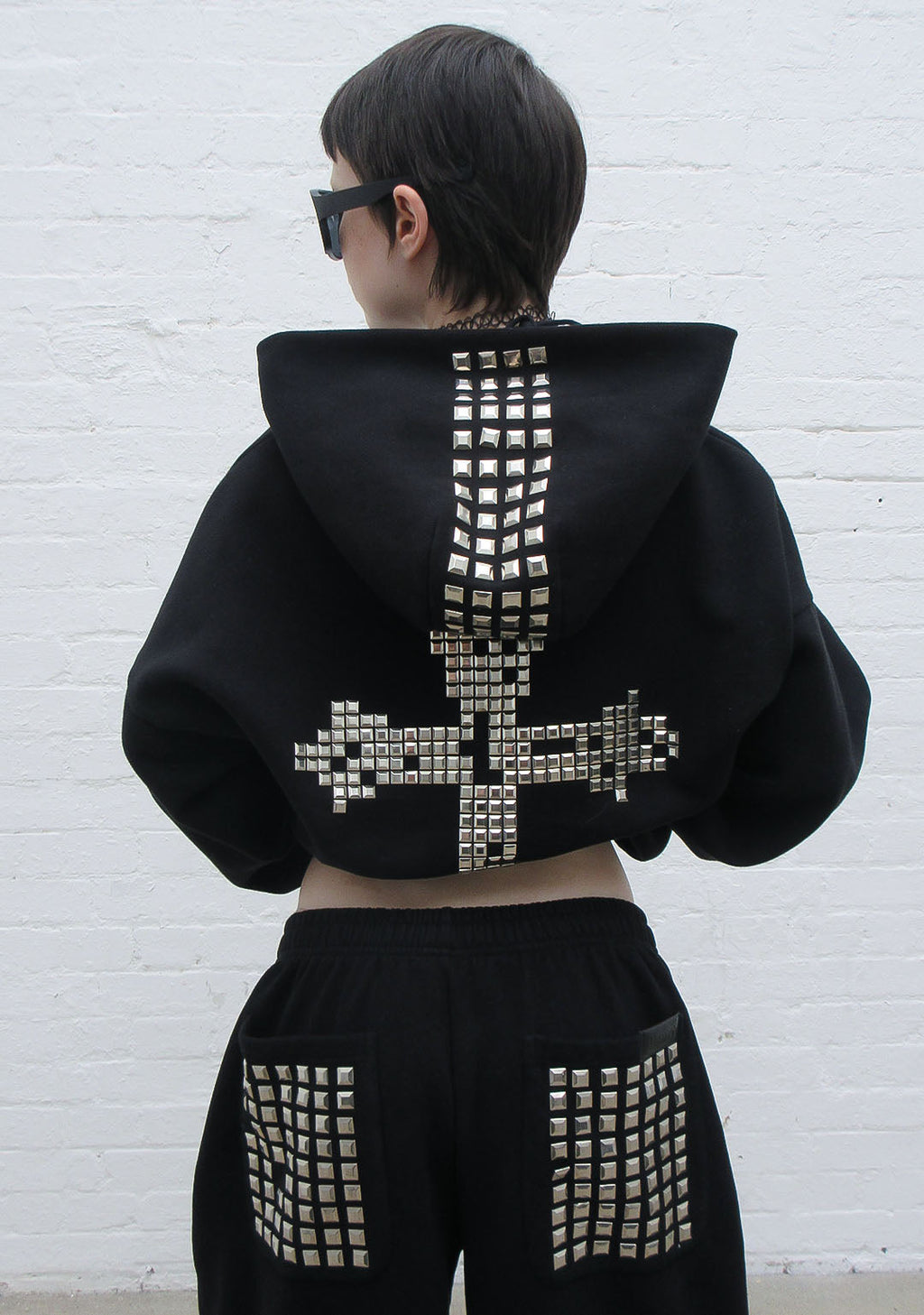 FAITHFUL STUDDED ZIP HOODIE BLACK