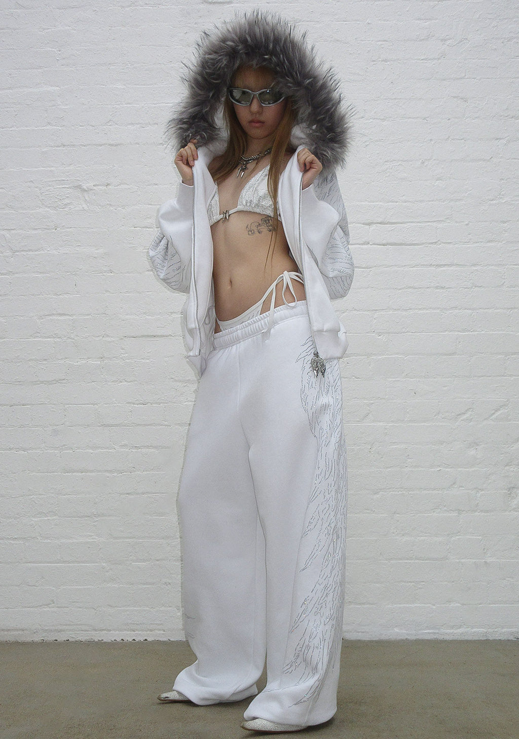 FALLEN FAUX FUR RHINESTONE ZIP HOODIE WHITE (DETACHABLE FUR)