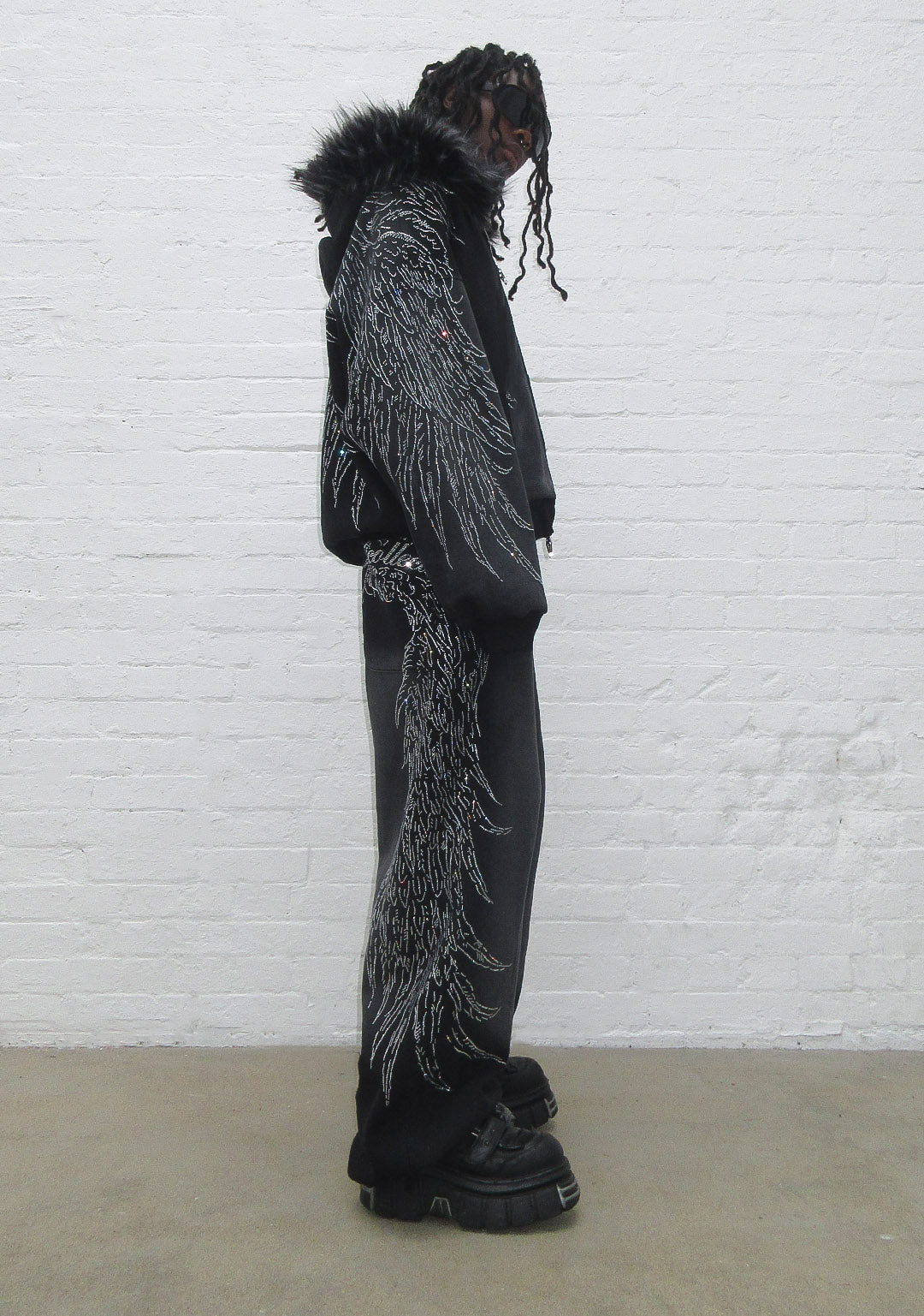 FALLEN FAUX FUR RHINESTONE ZIP HOODIE WASHED BLACK (DETACHABLE FUR)