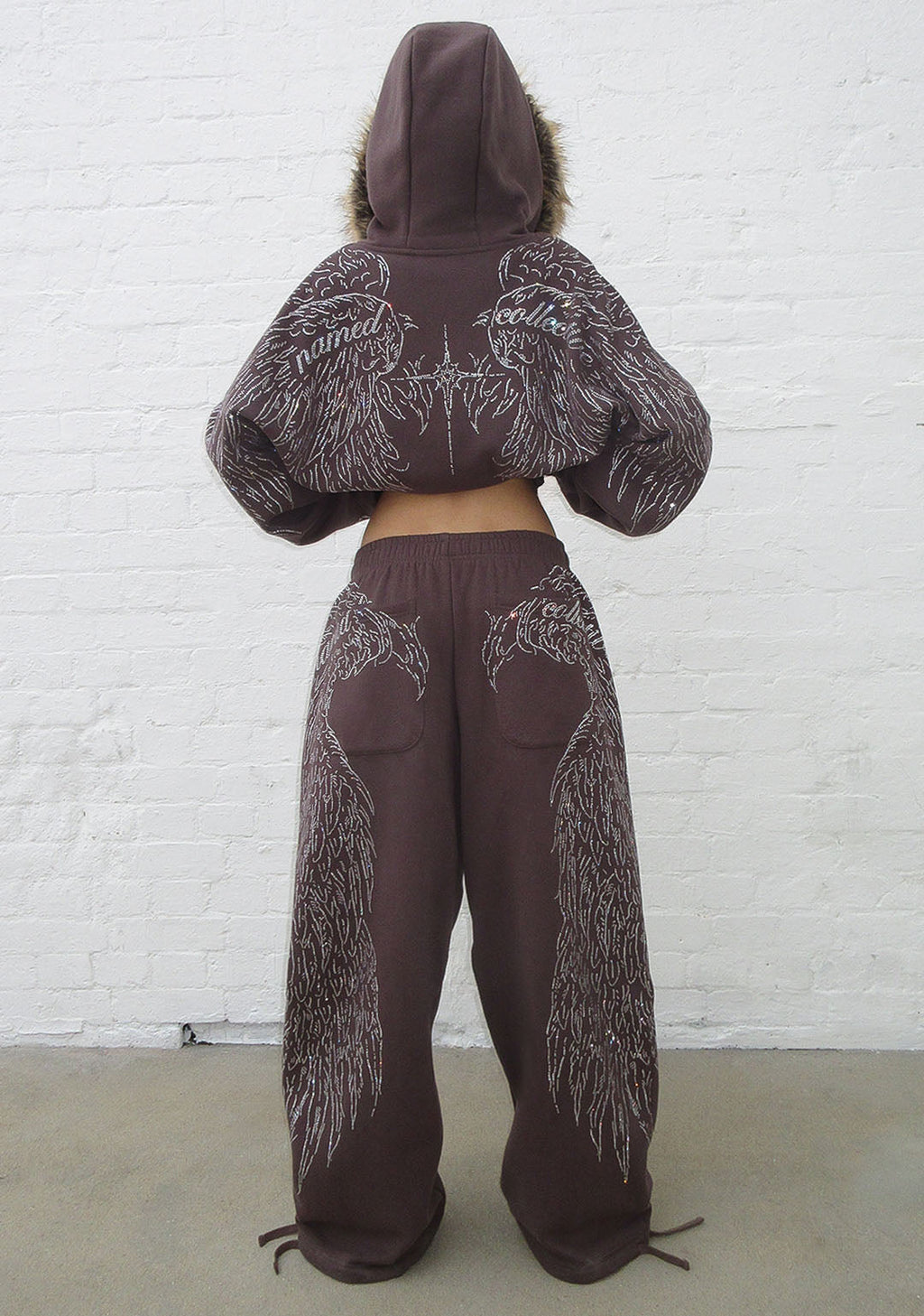 FALLEN RHINESTONE OVERSIZED SWEATPANTS BROWN