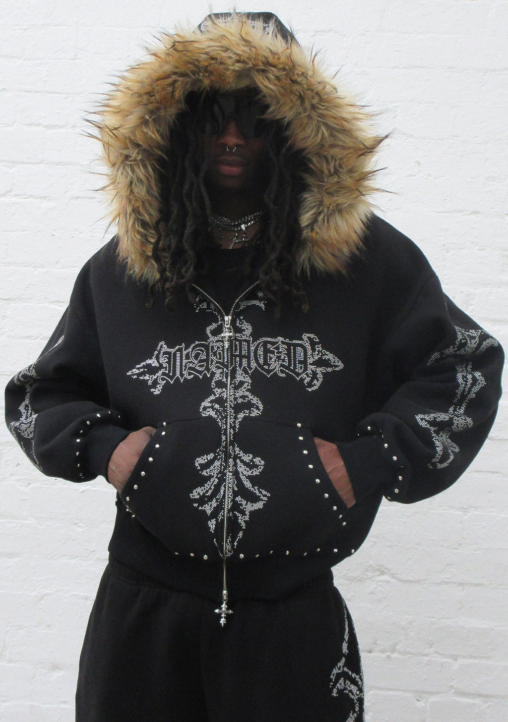 FERAL FAUX FUR STUDDED ZIP HOODIE BLACK (DETACHABLE FUR)