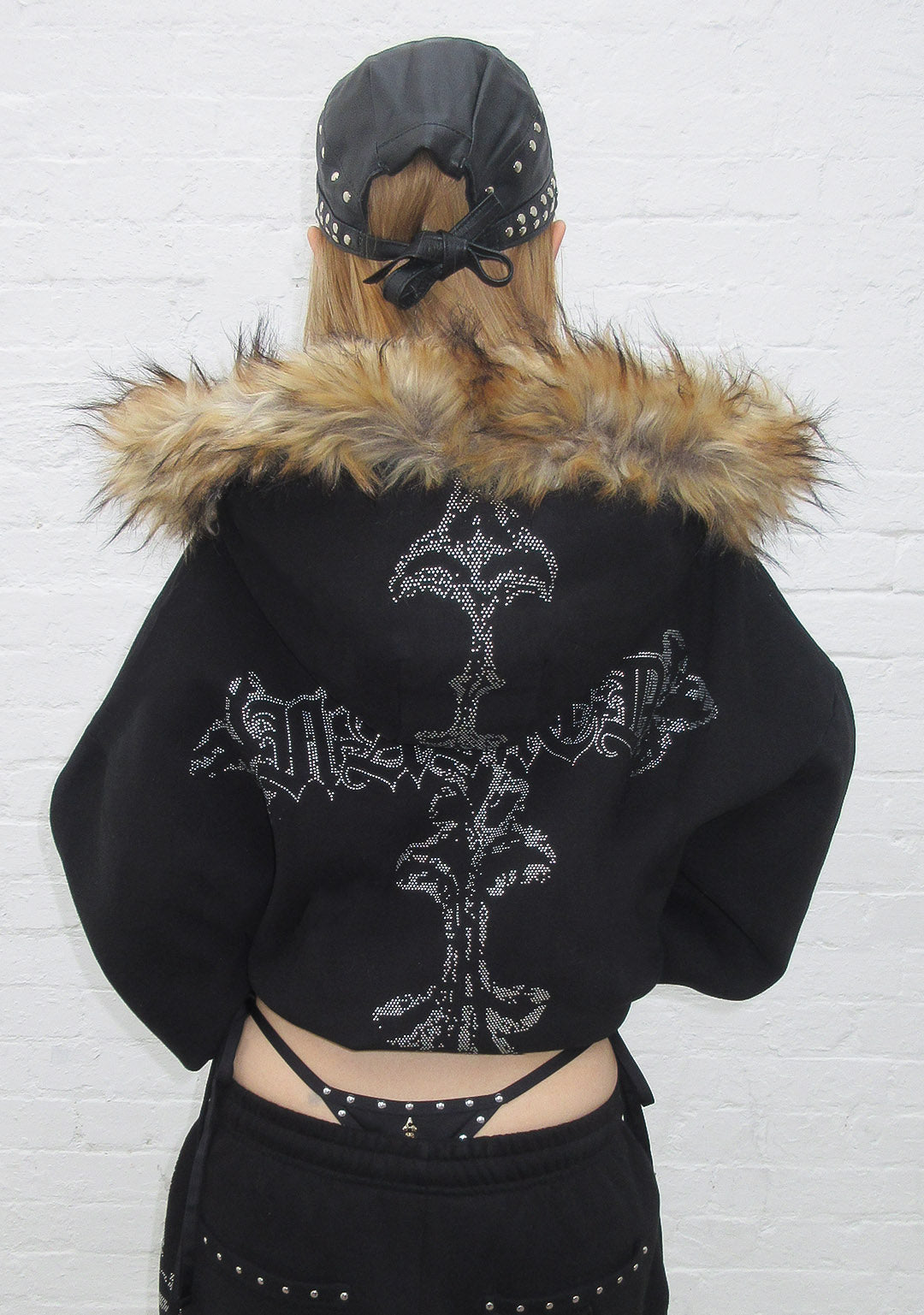 FERAL FAUX FUR STUDDED ZIP HOODIE BLACK (DETACHABLE FUR)