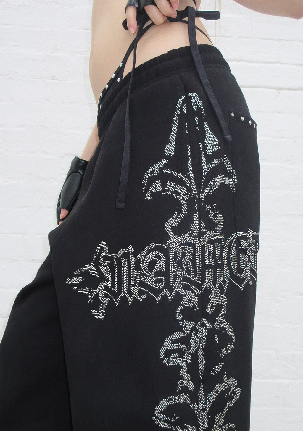 FERAL STUDDED OVERSIZED SWEATPANTS BLACK