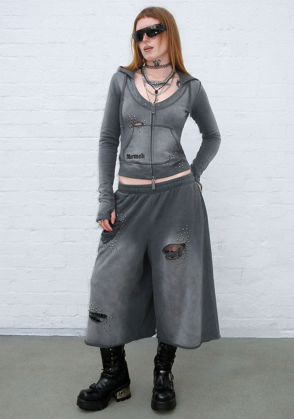 SHADOW STUDDED OVERSIZED SWEATSHORTS WASHED GREY
