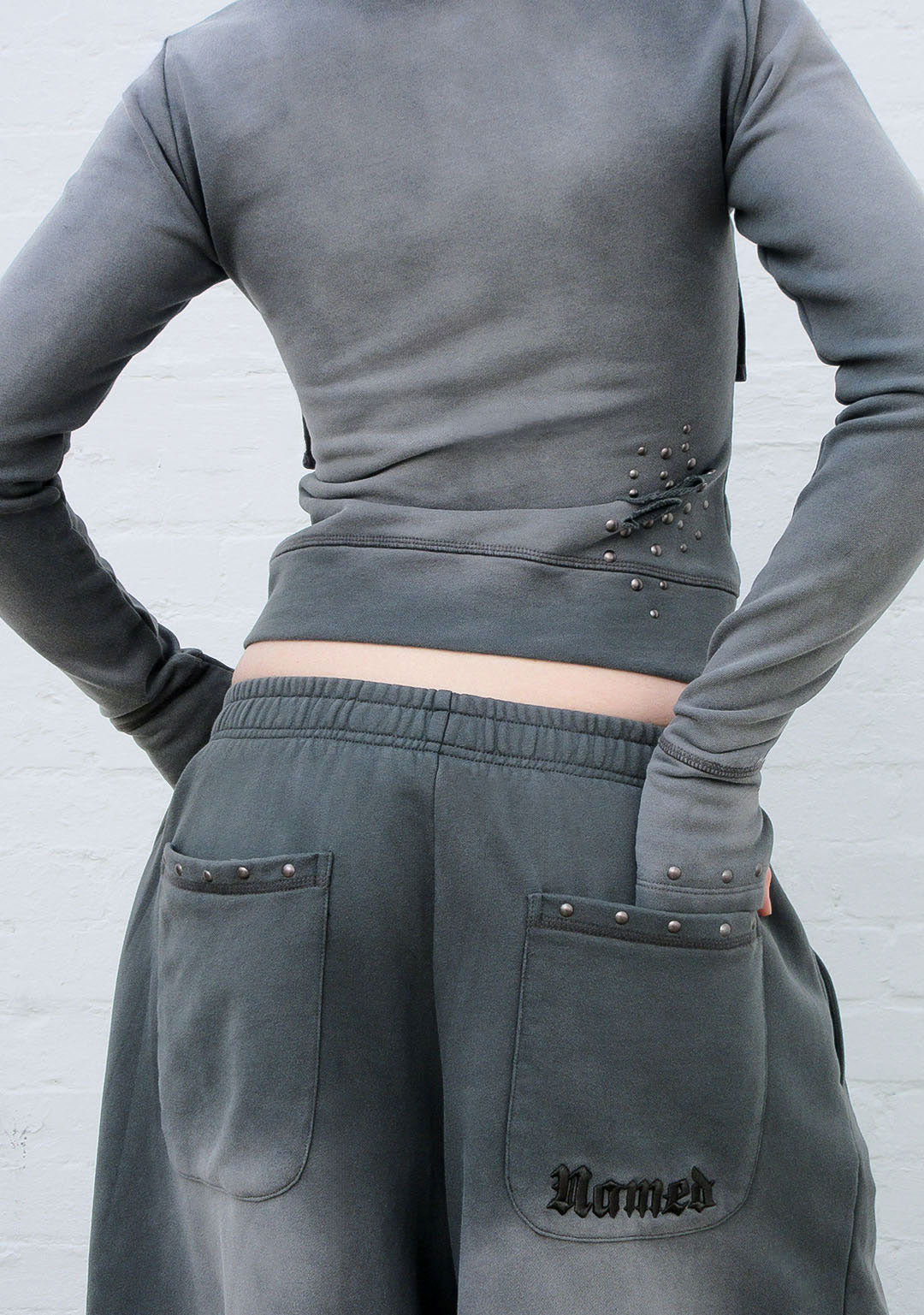 SHADOW STUDDED OVERSIZED SWEATSHORTS WASHED GREY