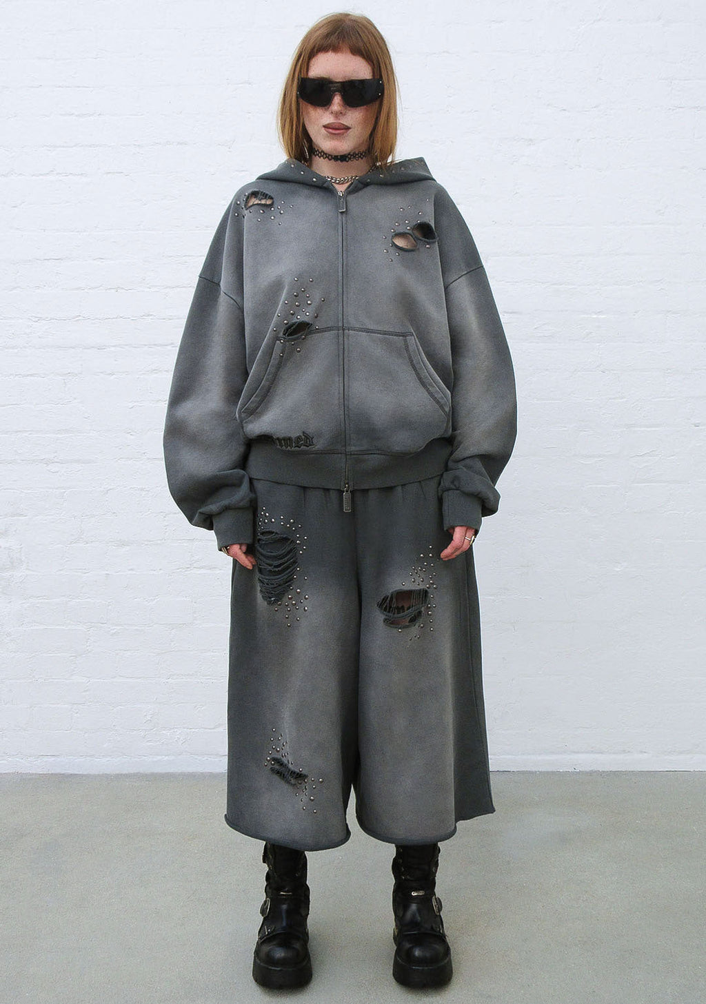 SHADOW STUDDED OVERSIZED SWEATSHORTS WASHED GREY