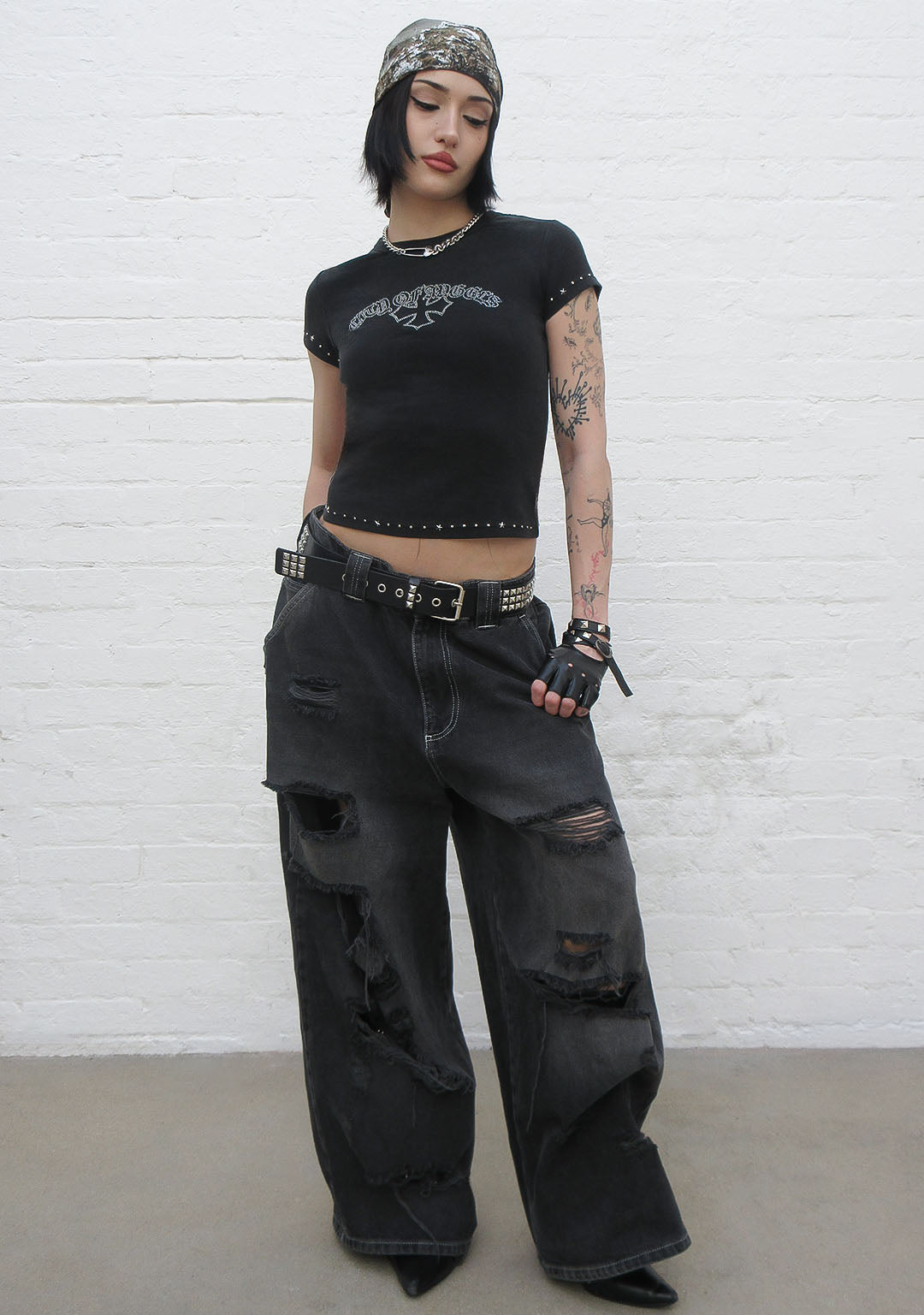 SYSTEM STUDDED SCULPT BABY TEE WASHED BLACK