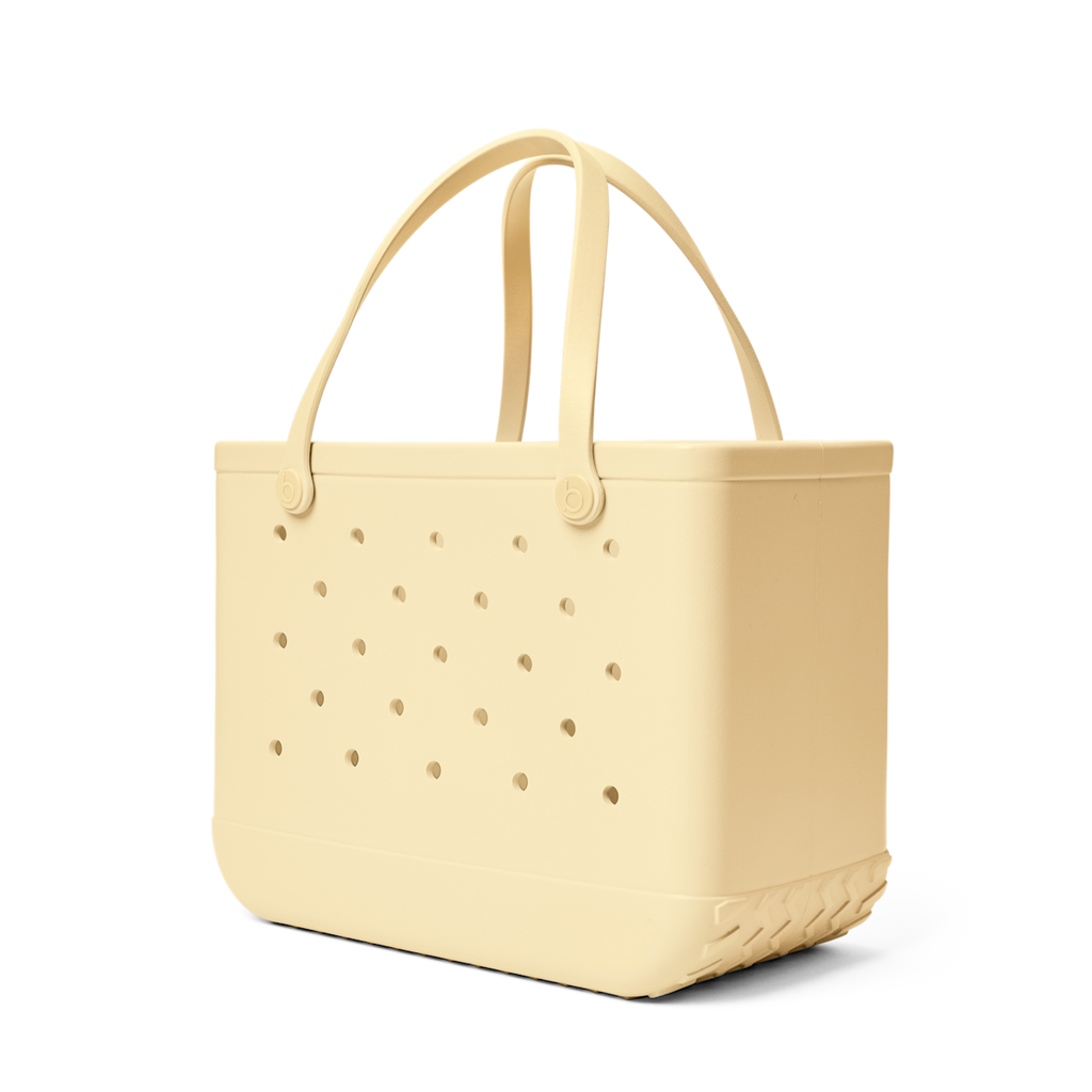 CarryAll™ 👜 — The Bag That Handles Everything