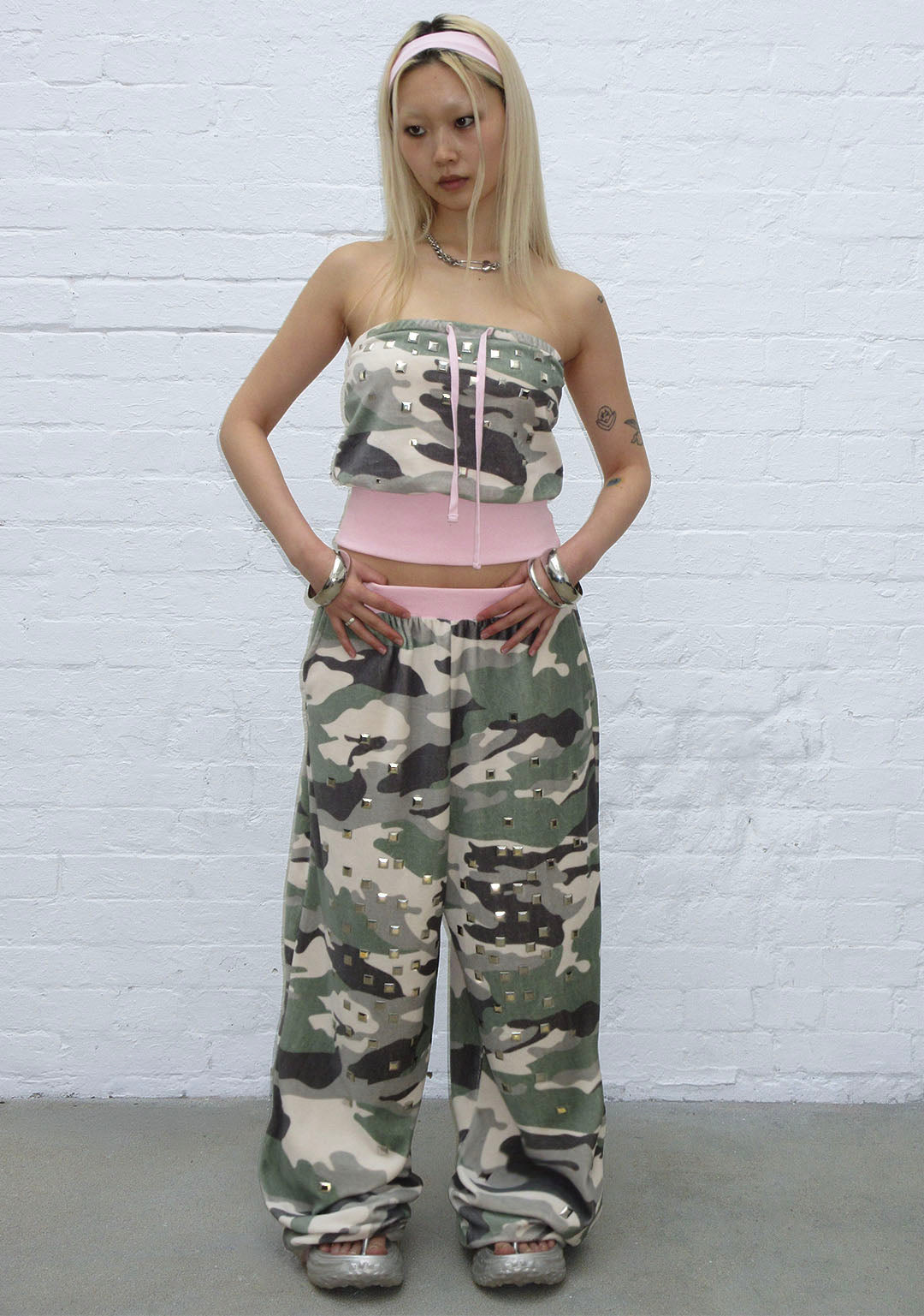COLLIDE STUDDED VELOUR TUBE TOP CAMO