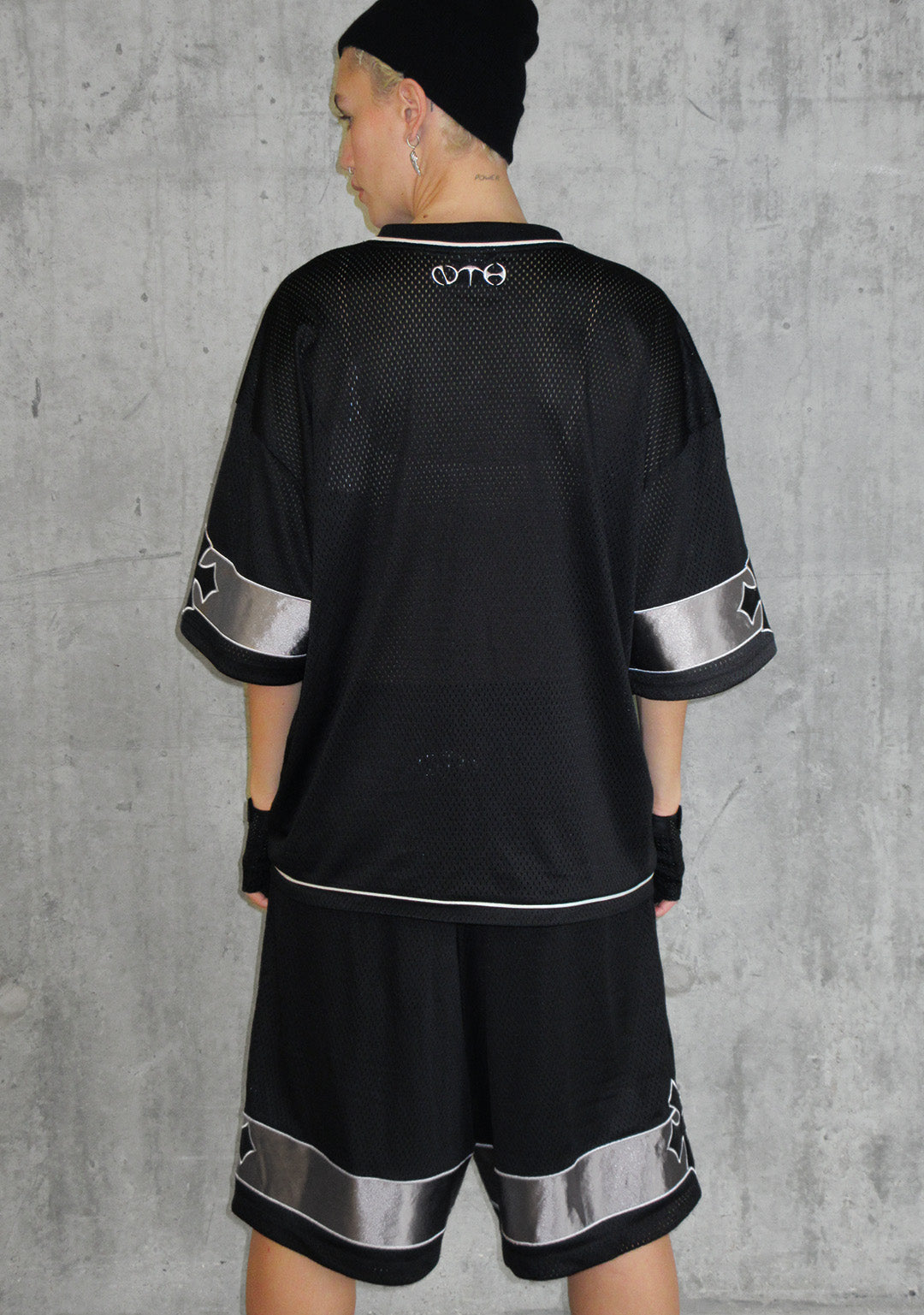 Nth ACTIVE AIRTEX MESH OVERSIZED SHORTS BLACK