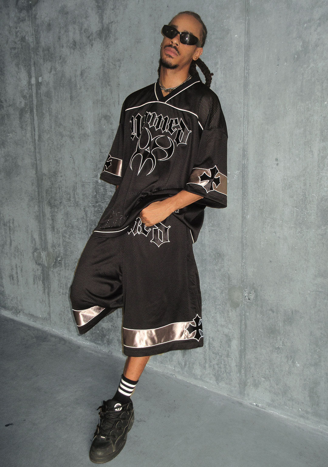 Nth ACTIVE AIRTEX MESH OVERSIZED SHORTS BLACK
