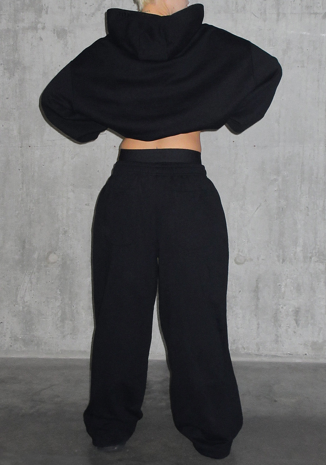 Nth ACTIVE OVERSIZED SWEATPANTS BLACK