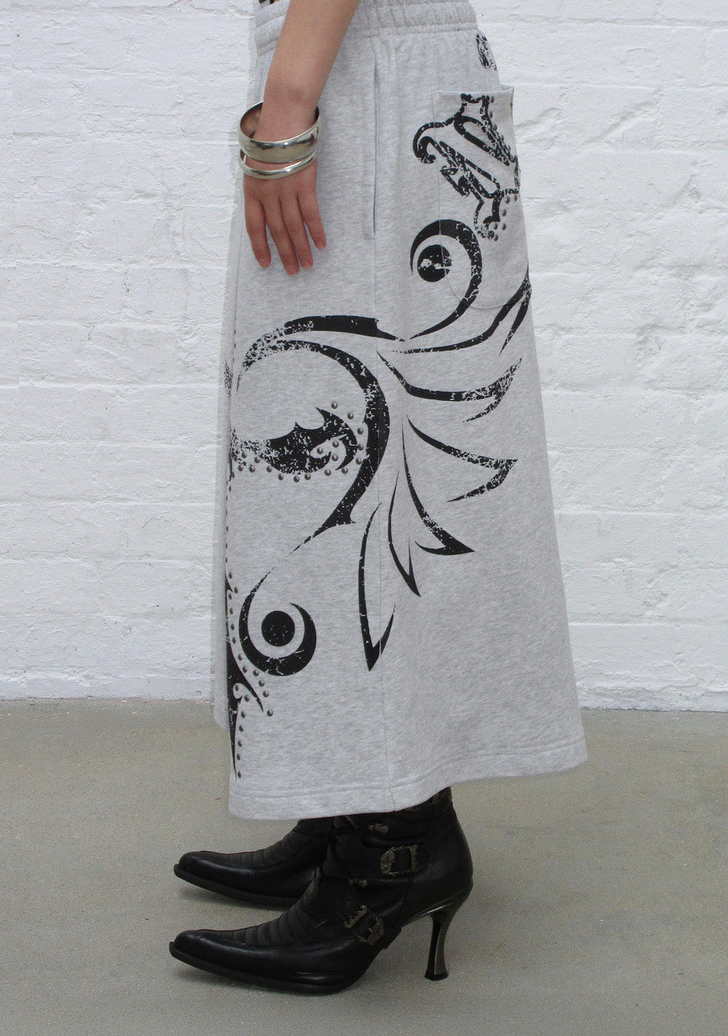 OUTLAW OVERSIZED SWEATSHORTS GREY MARL